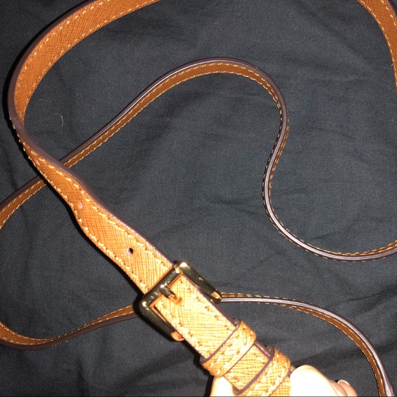 Michael Kors logo crossbody purse - Picture 4 of 8